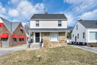 15809 Throckley Ave, Cleveland, OH 44128