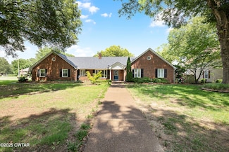 201 Ramblewood Dr, Jackson, TN 38305