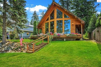 33 Lakewood Ave, Sagle, ID 83860