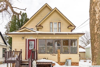 117 S Monroe Ave, Mason City, IA 50401