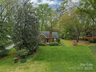 8624 Sardis Rd, Charlotte, NC 28270