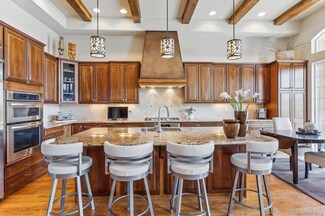 7872 Vallagio Ln, Englewood, CO 80112
