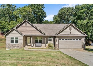 105 Stockton Ln, Moore, SC 29369