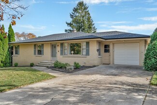 2002 S Hamilton St, Lockport, IL 60441