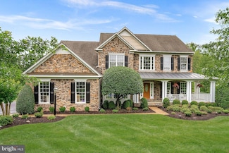 7633 Great Dover St, Gainesville, VA 20155