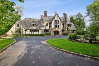 100 Gregory Ave, West Orange, NJ 07052