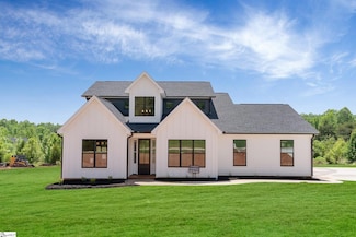 17 Burns Rd, Travelers Rest, SC 29690