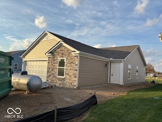 3632 Windstar Ct, Columbus, IN 47203