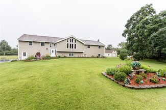 8278 W Bergen Rd, Le Roy, NY 14482