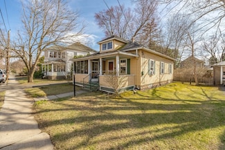 27 Fairview Ave, Northampton, MA 01060