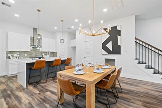 3729 Dreyfus St, Houston, TX 77021