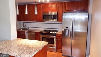 1030 E Lancaster Ave Unit 202, Bryn Mawr, PA 19010