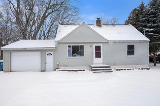 14919 160th Ave, Grand Haven, MI 49417