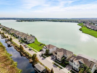 345 Blue Cypress Dr, Groveland, FL 34736