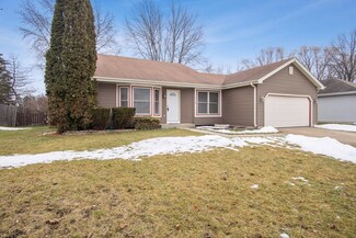 1616 N Leonard Ave, McHenry, IL 60050