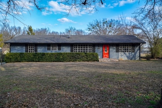 305 N Eastern St, Keene, TX 76059