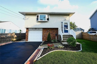 184 Sumpwams Ave, Babylon, NY 11702