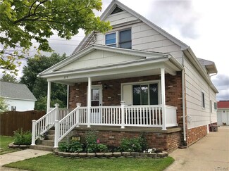 279 Curtiss St, Buffalo, NY 14212