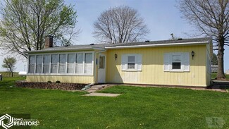 5240 Calvary Trail, Melrose, IA 52569