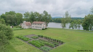 90 Wrights Loop, Stillwater, NY 12170