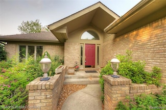2692 Mulligan Dr, Jackson, MI 49203