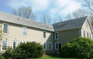130 Chace Hill Rd, Sterling, MA 01564
