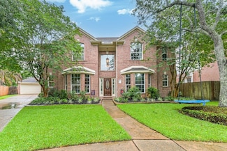 2803 Canyon Dr, Pearland, TX 77584