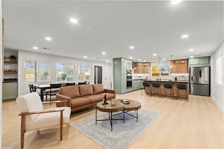 6920 Bradley Rd, Las Vegas, NV 89131