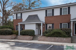 17 Knollwood Cir, Savannah, GA 31419