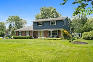 1659 Mulberry Ln, Fairview, PA 16415