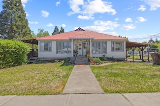 1624 Portland St, Klamath Falls, OR 97601
