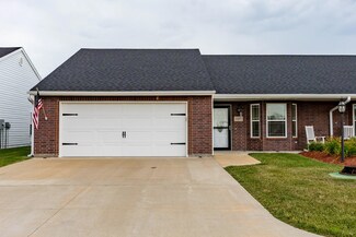 1327 Lantern Pointe Dr, Moberly, MO 65270
