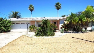 3915 Headsail Dr, New Port Richey, FL 34652