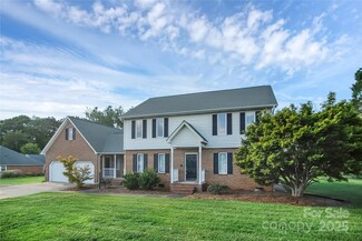 106 Cameron Dr, Kings Mountain, NC 28086