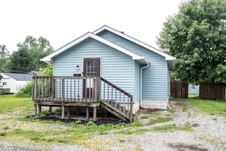 334 Ellis St, Plainfield, IN 46168