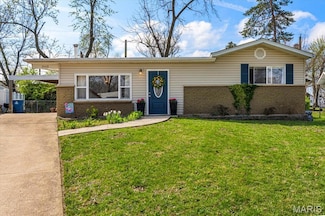 10410 Fourwinds Ct, Saint Louis, MO 63114