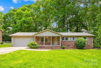 1826 Whispering Pines, Lincolnton, NC 28092