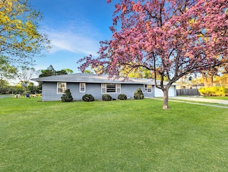 5612 Indiana Ave N, Minneapolis, MN 55429