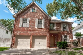 3131 Waters View Dr, Sugar Land, TX 77478