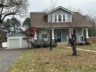 903 S Erie Ave, Russellville, AR 72801