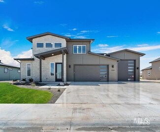 2932 W Firefoot Dr, Meridian, ID 83642