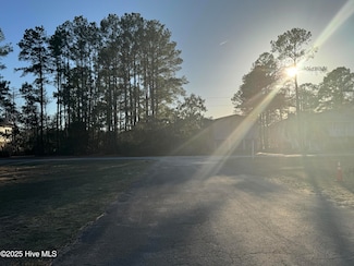 105 Lighthouse Ln, Fairfield Harbour, NC 28560