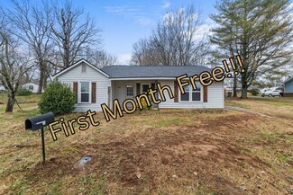 430 Stephens St, Lawrenceburg, TN 38464