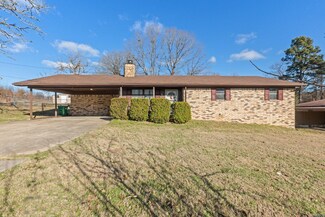 8 Archview Dr, Little Rock, AR 72206