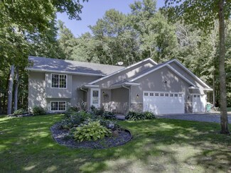 34031 Unity Ave, Taylors Falls, MN 55084