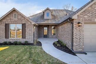 14151 N 54th Ave E, Collinsville, OK 74021