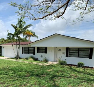 8415 SW 144th St, Palmetto Bay, FL 33158