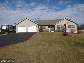 6839 Penny Ln, Orrstown, PA 17244