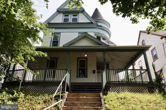 922 Edgewood Ave, Trenton, NJ 08618