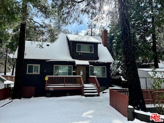 23671 Manzanita Dr, Crestline, CA 92325